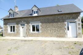 Detached Country House with Garden