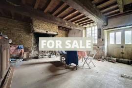 Detached Country House to Renovate