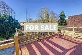 Detached House with Landscaped Garden