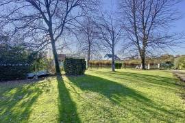 Detached House with Landscaped Garden