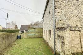 Traditional House with Character and Garden