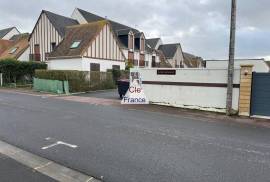 Studio Meuble, Courseulles Sur Mer