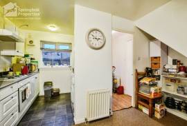 2 bedroom, End of terrace house for sale