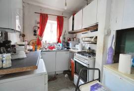 4 bedroom, Terraced House for sale