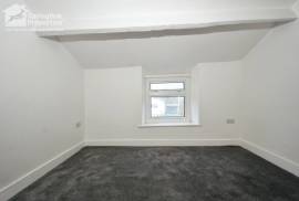 3 bedroom, Terraced House for sale