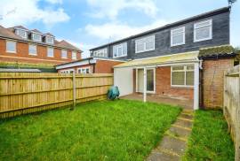 2 bedroom, Semi-detached house for sale