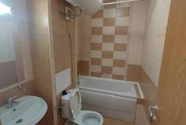 Spacious fully furnished studio apartmen...