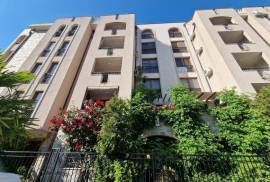 Furnished studio apartment, 36 sq.m., in...