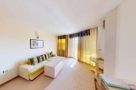 1 BED top floor apartment, 61 sq.m., in...