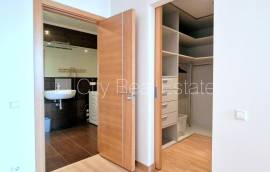 Apartment for rent in Riga, 108.00m2