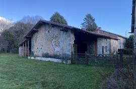 €207400 - Superb Detached Country House in Nanteuil en Vallee