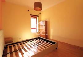 2 bedroom apartment on Rua Cidade S. Paulo, Monte Formoso.