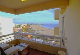 1+1 bedroom apartment with sea view and garage