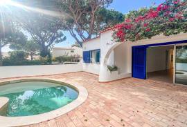 Single storey house 2 bedrooms, Vale do Lobo