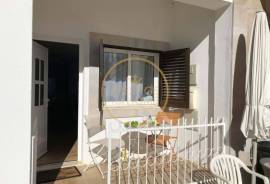 3-bedroom house for sale in Querença, Loulé, with heated pool, garden, and local housing license