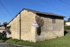 Barn to Renovate and Develop