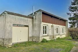 Detached Country House with Open Views