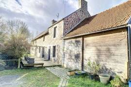 Former Farm House With Several Outbuildings