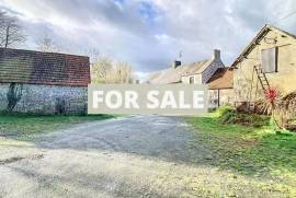 Former Farm House With Several Outbuildings