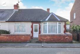 2 bedroom, Semi-detached bungalow for sale