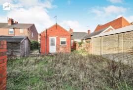 2 bedroom, Semi-detached bungalow for sale