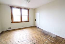 2 bedroom, Flat for sale