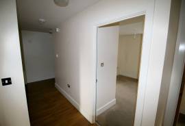 2 bedroom, Flat for sale