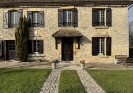 Petite Manoir a vendre dans le coeur du Perigord