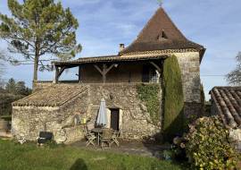 Petite Manoir a vendre dans le coeur du Perigord