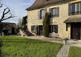 Petite Manoir a vendre dans le coeur du Perigord